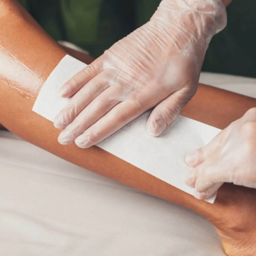 Half Leg Wax at Pink Diva’s Beauty Studio in Ontario, CA