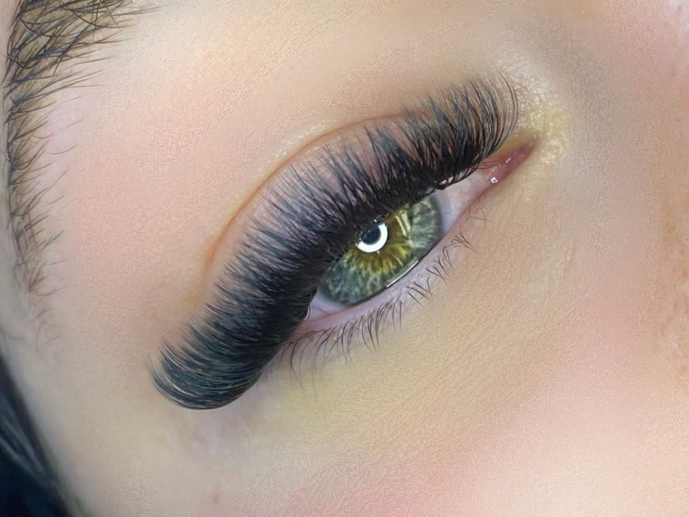 Lash Touch Up