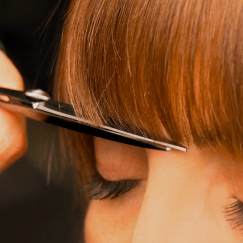 bang trim at Luxe Hair Lounge in brooklyn, NY