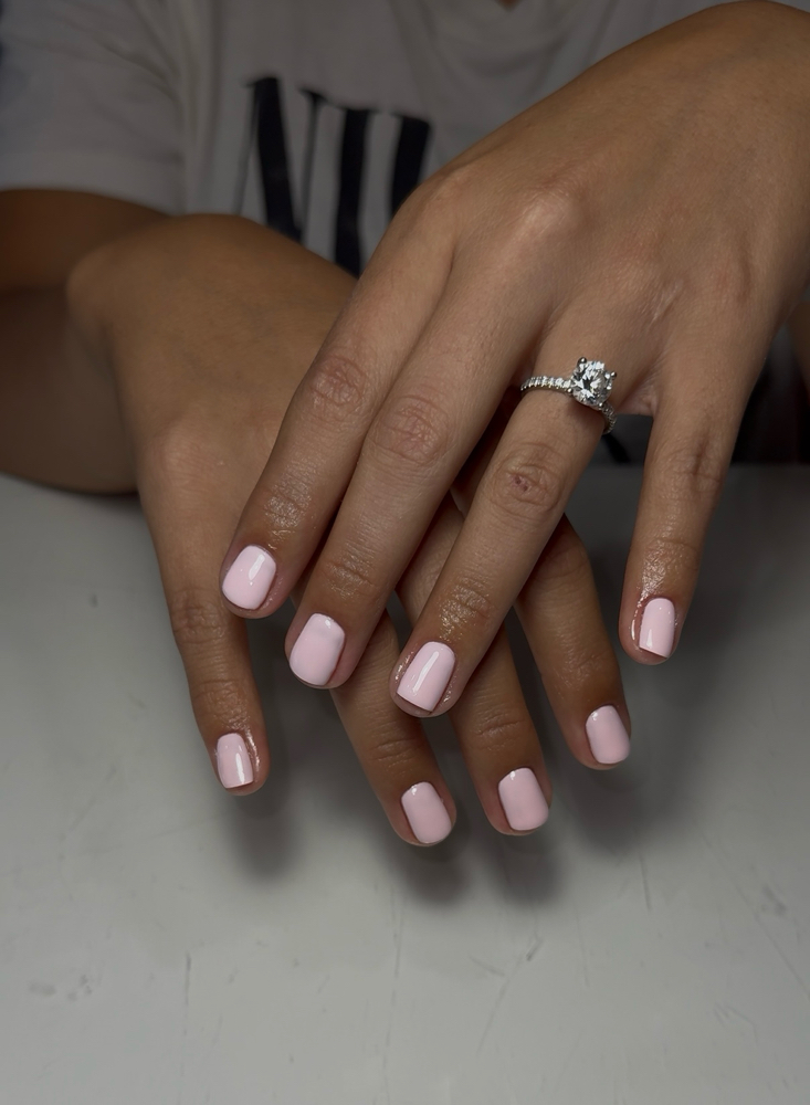 structured gel manicure