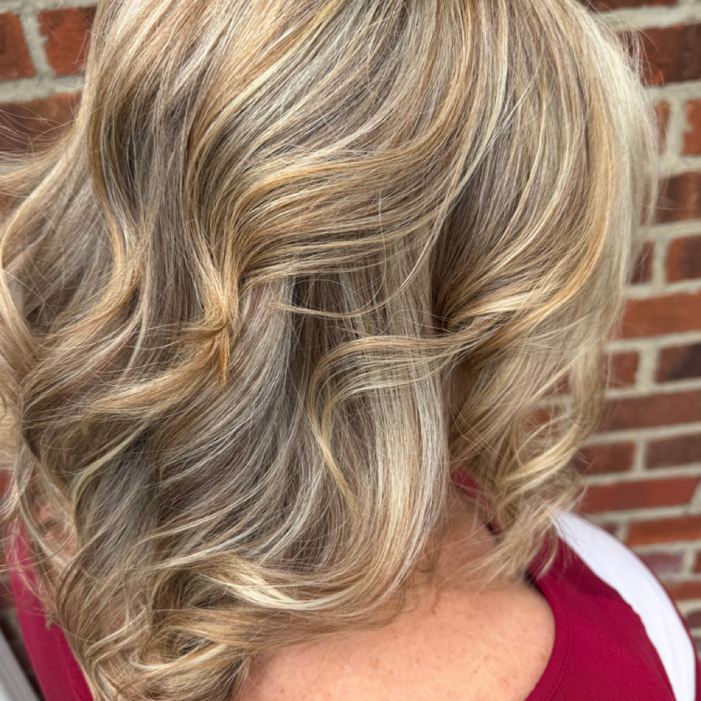 Full Highlight/Lowlight at Cryptic Beauty Parlor LLC in Thomasville, NC