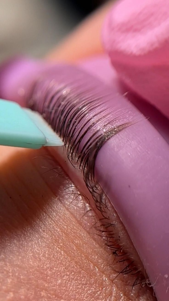 Lash Lift And Tint