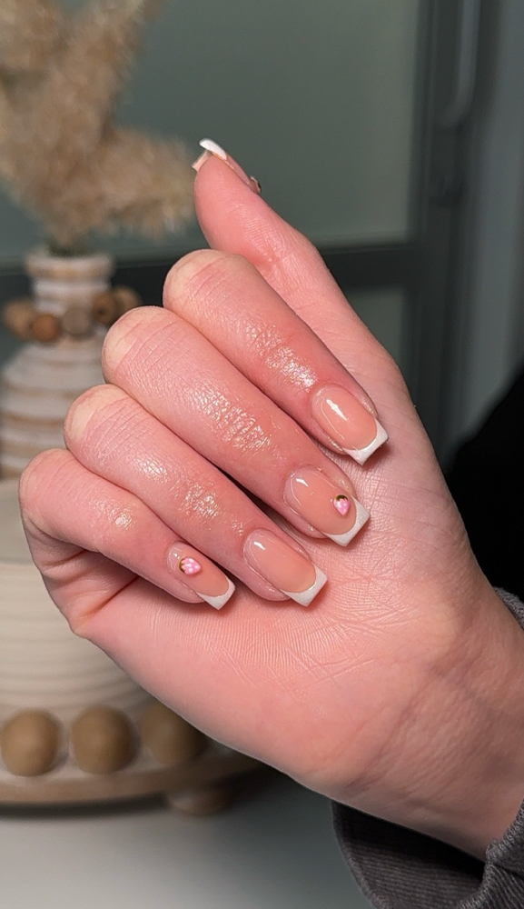 structure gel fill + nail art at APL Nailtique in Thornton, CO