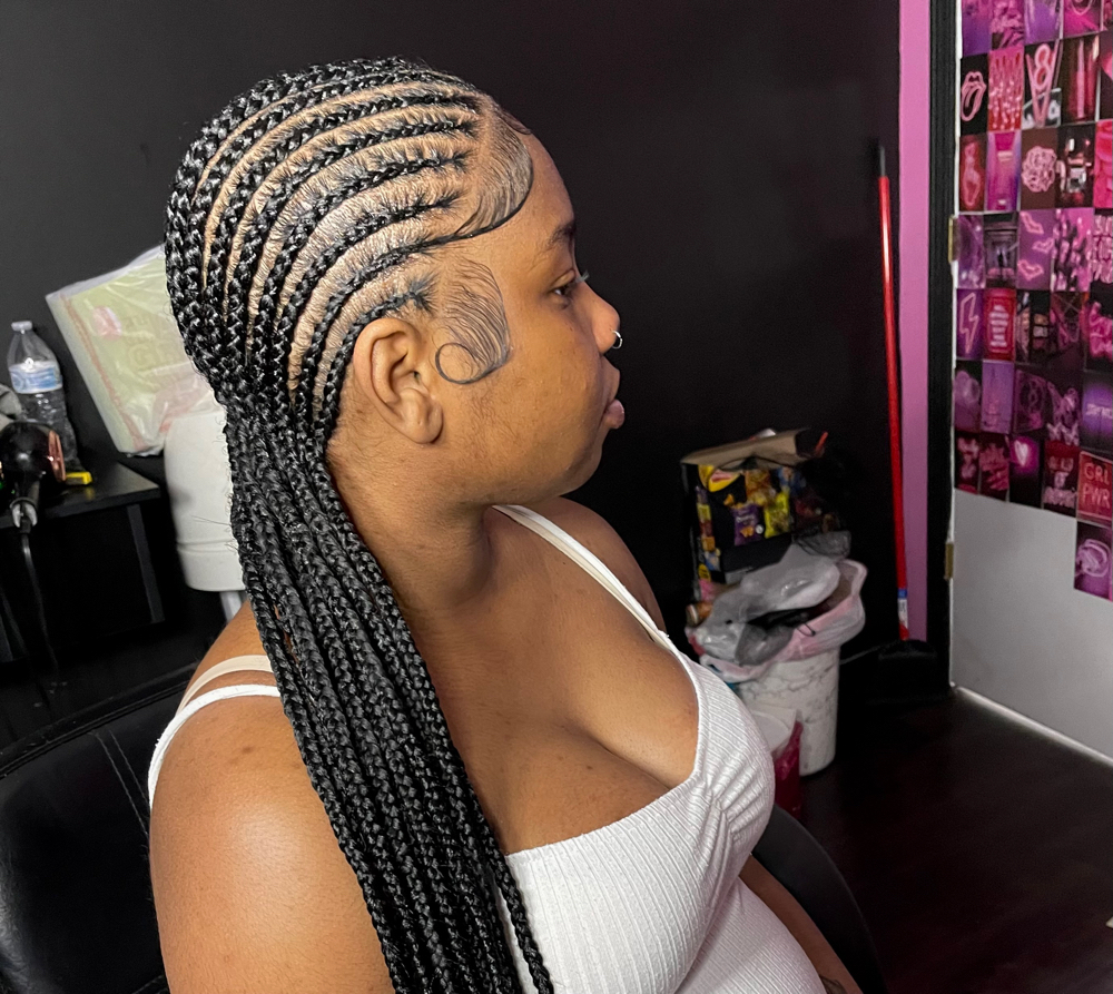 SMALL STRAIGHT BACKS