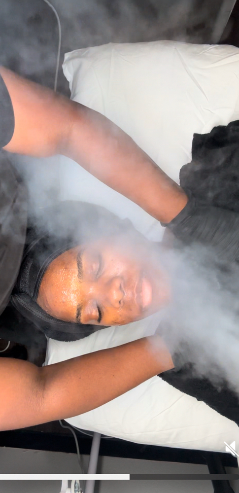 Relaxation Facial