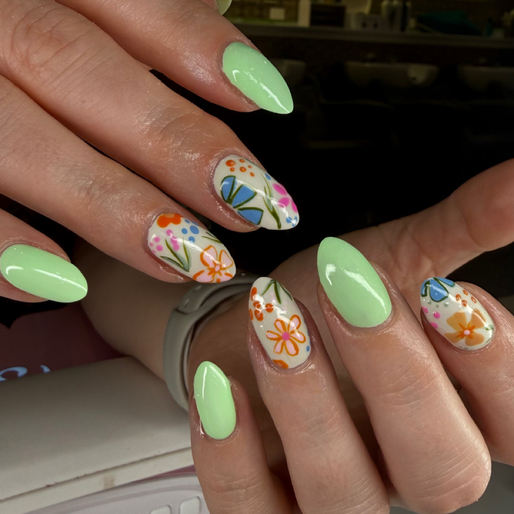 Level 2 design at Polished by Lyss in Crystal Lake, IL