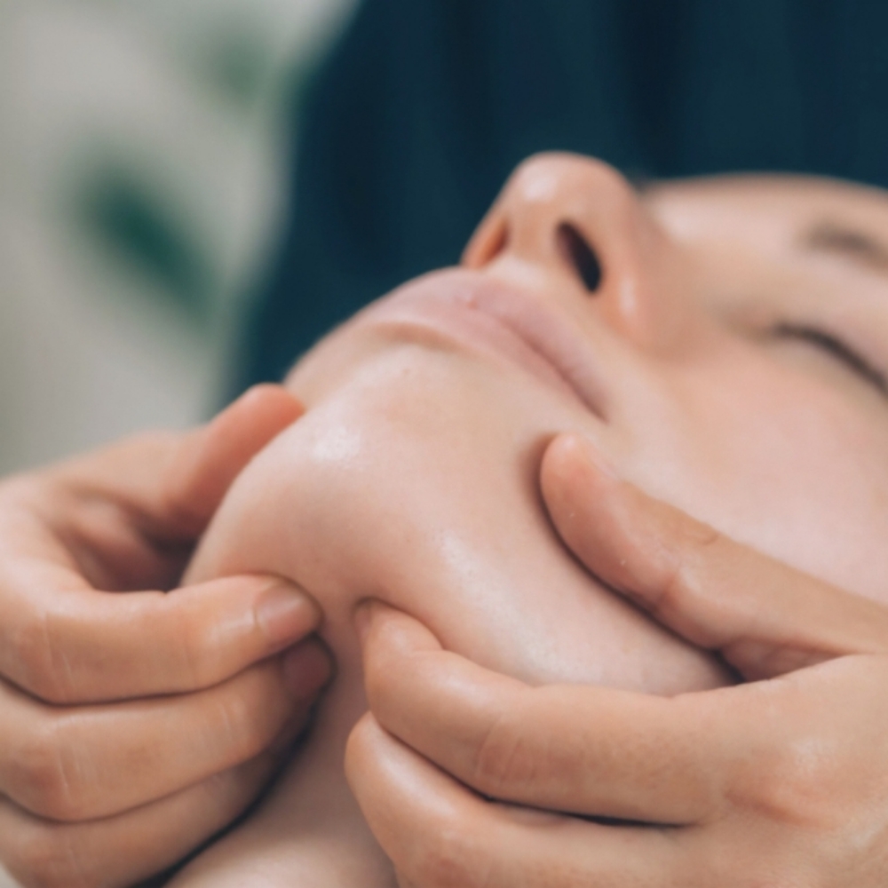 Face Drain & Sculpt at Aruka Wellness & Aesthetics in Cypress, CA
