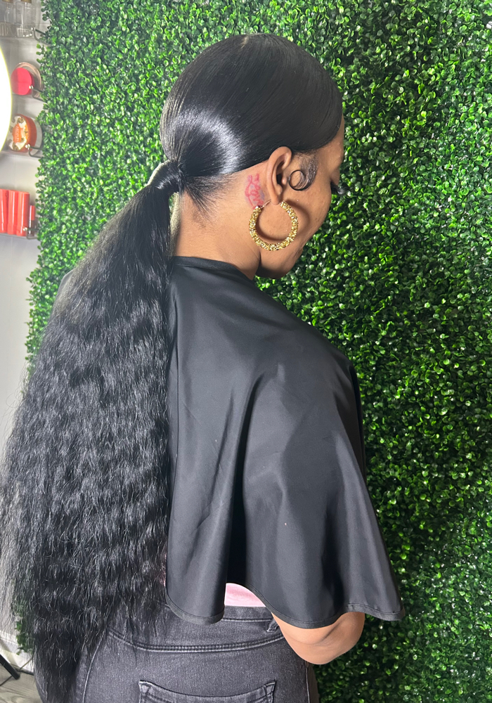 Sleek Ponytail at Diva Dreams in South Euclid, OH