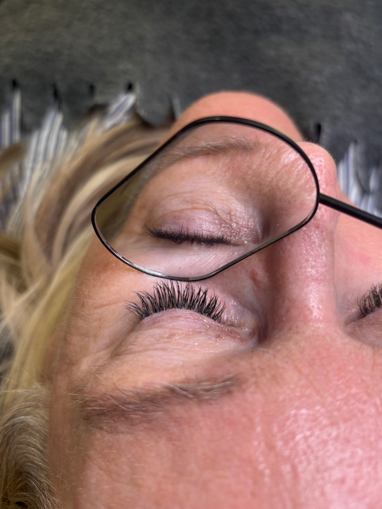 Classic Eyelash Extension Full Set