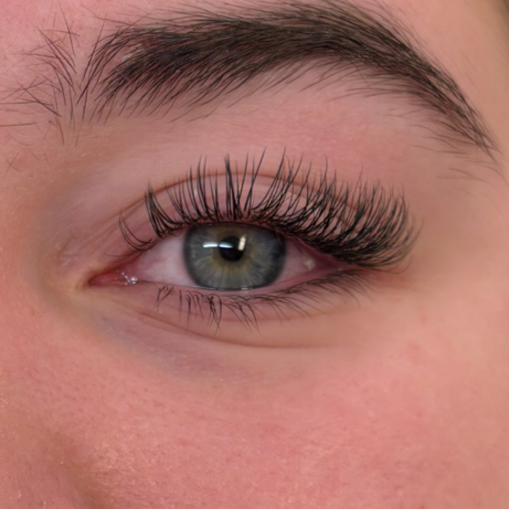 Classic Hybrid at Luxury Lash Co EST 2020 LLC in Lancaster, OH