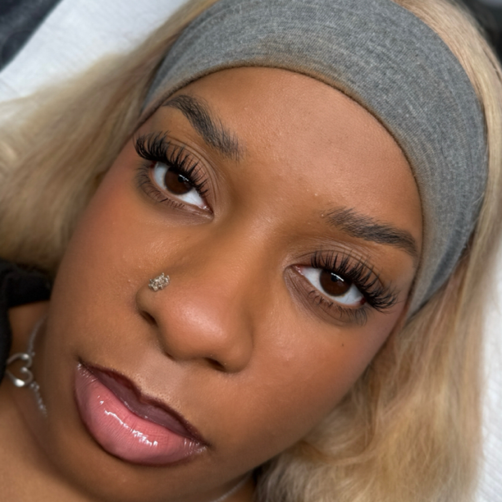 Wet Set at Lashesbylese in Houston, TX