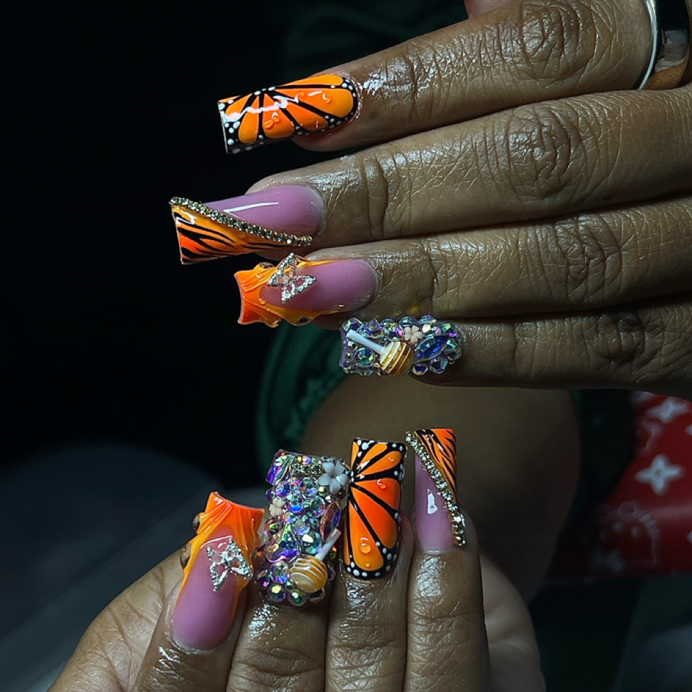 Baddie Freestyle Full Set at Nailz Beautified Artistry in Ruskin, FL