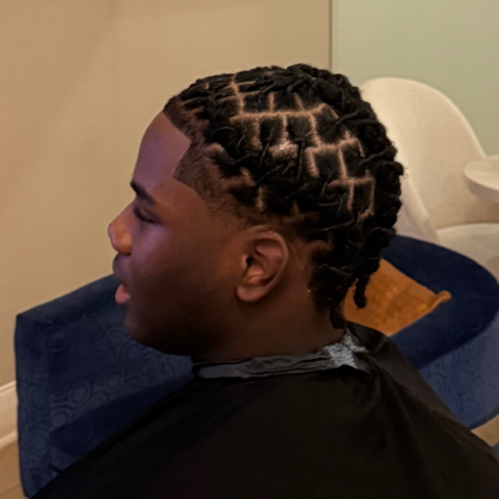 Loc Retwist at Soul Plex Gallery in Brooklyn, NY