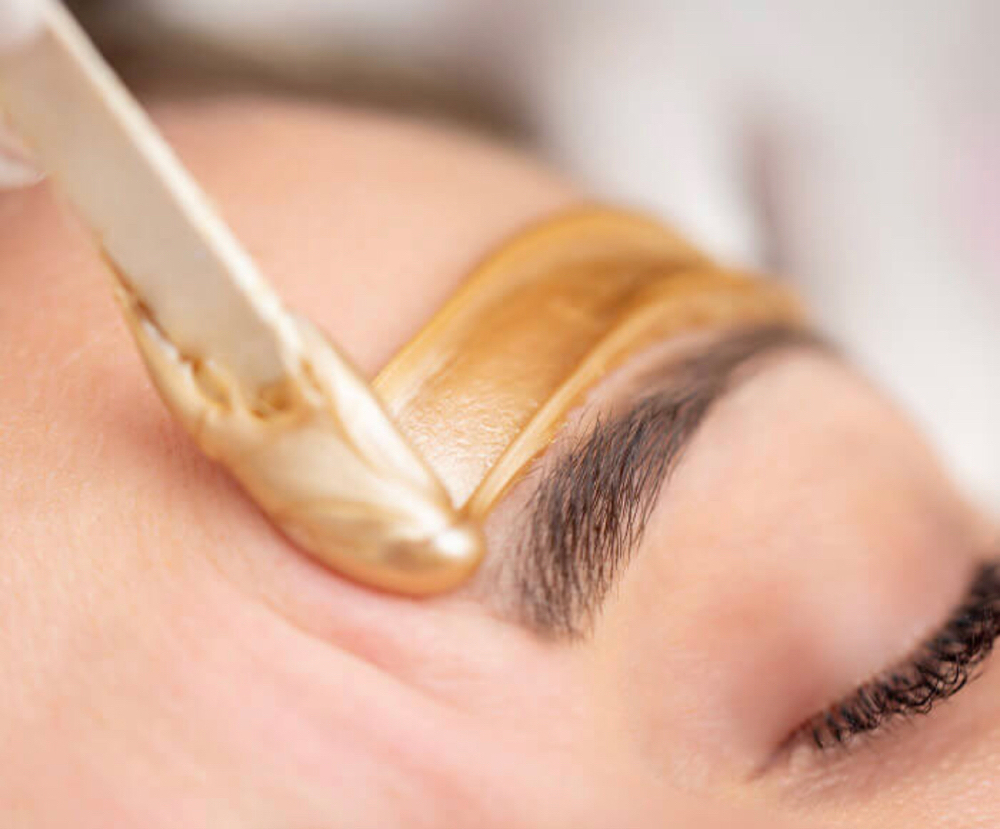 Eyebrow/ Lip Waxing