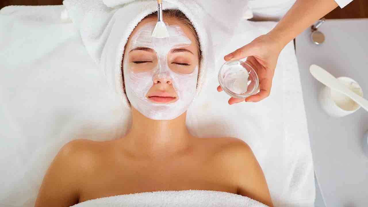 Signature Glow Facial
