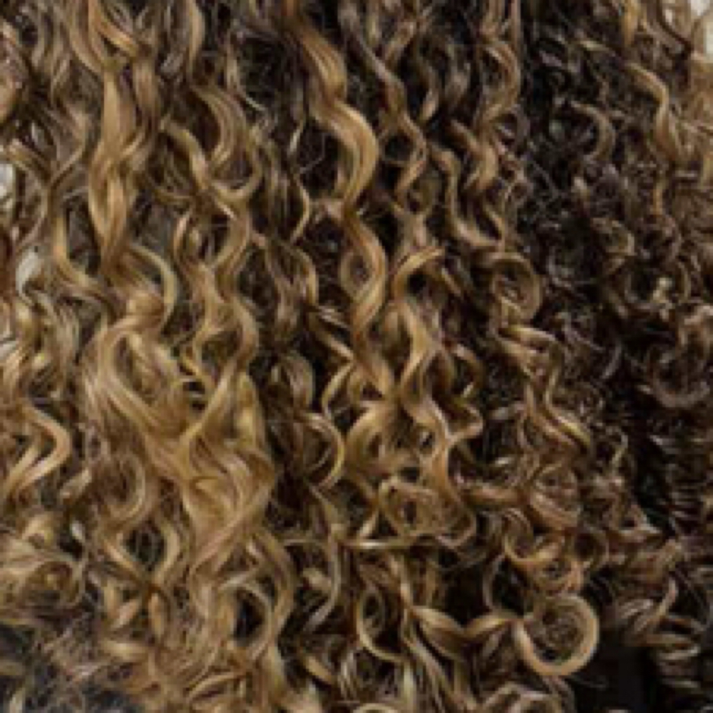 Curly Stylin’ at Stylinlike.george in King City, CA