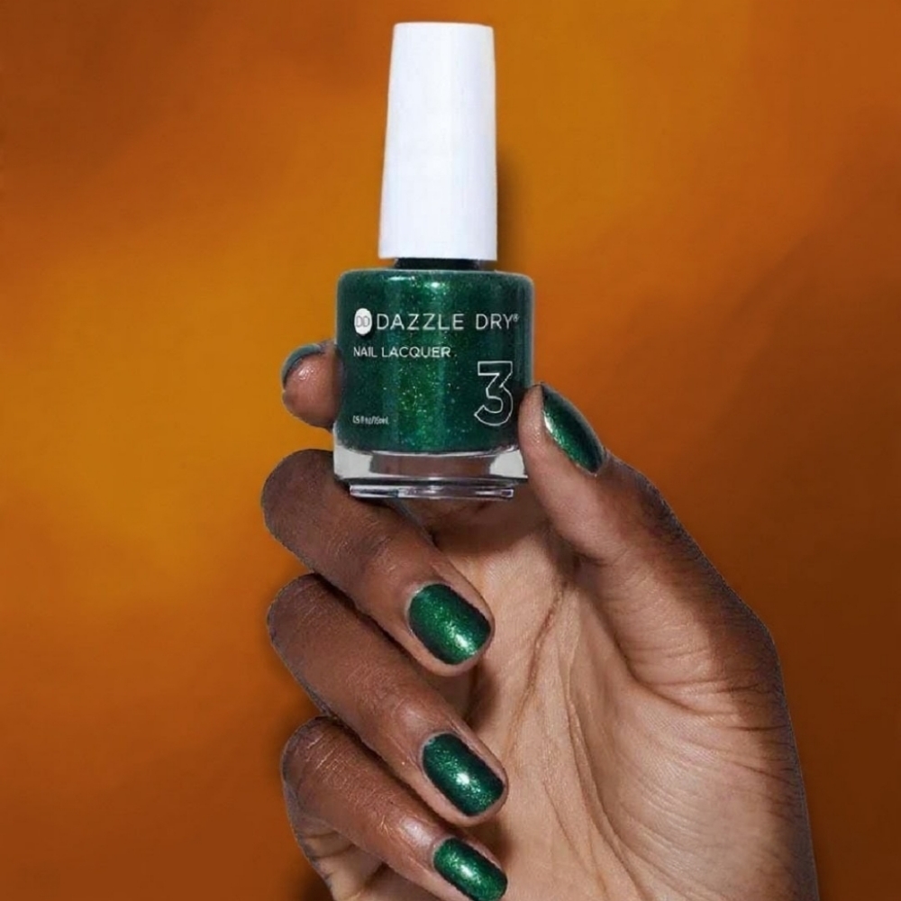 Dazzle Dry Manicure