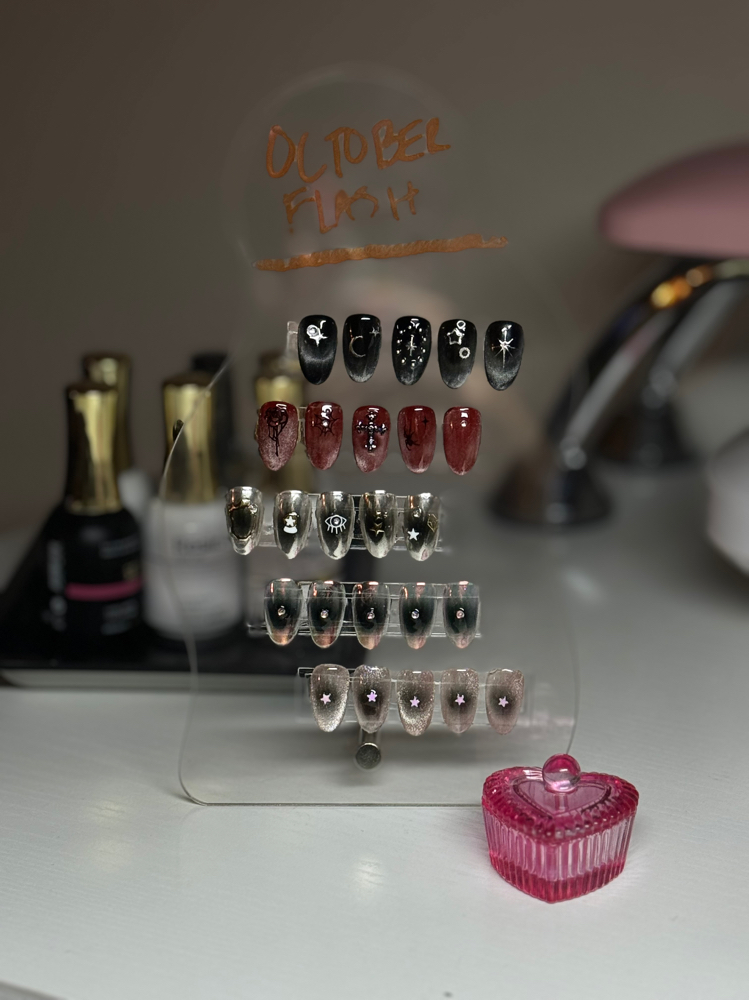 OCTOBER NAIL ART FLASH