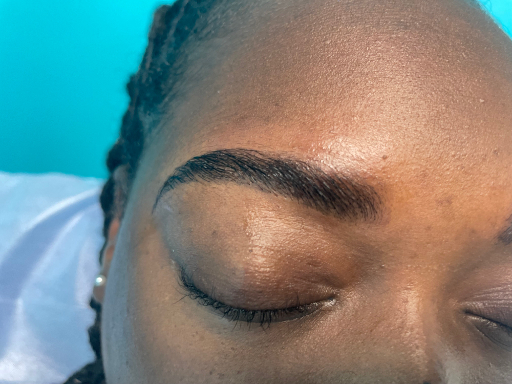 Eyebrow Shape & Tint