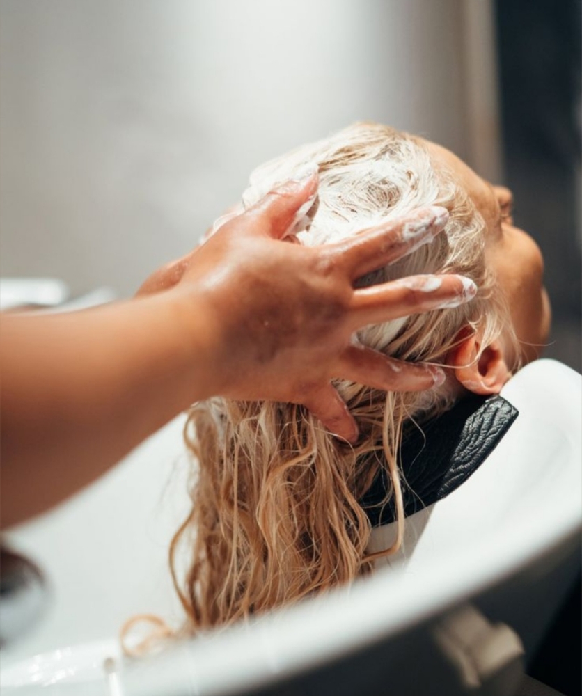 Women’s Shampoo Cut Style