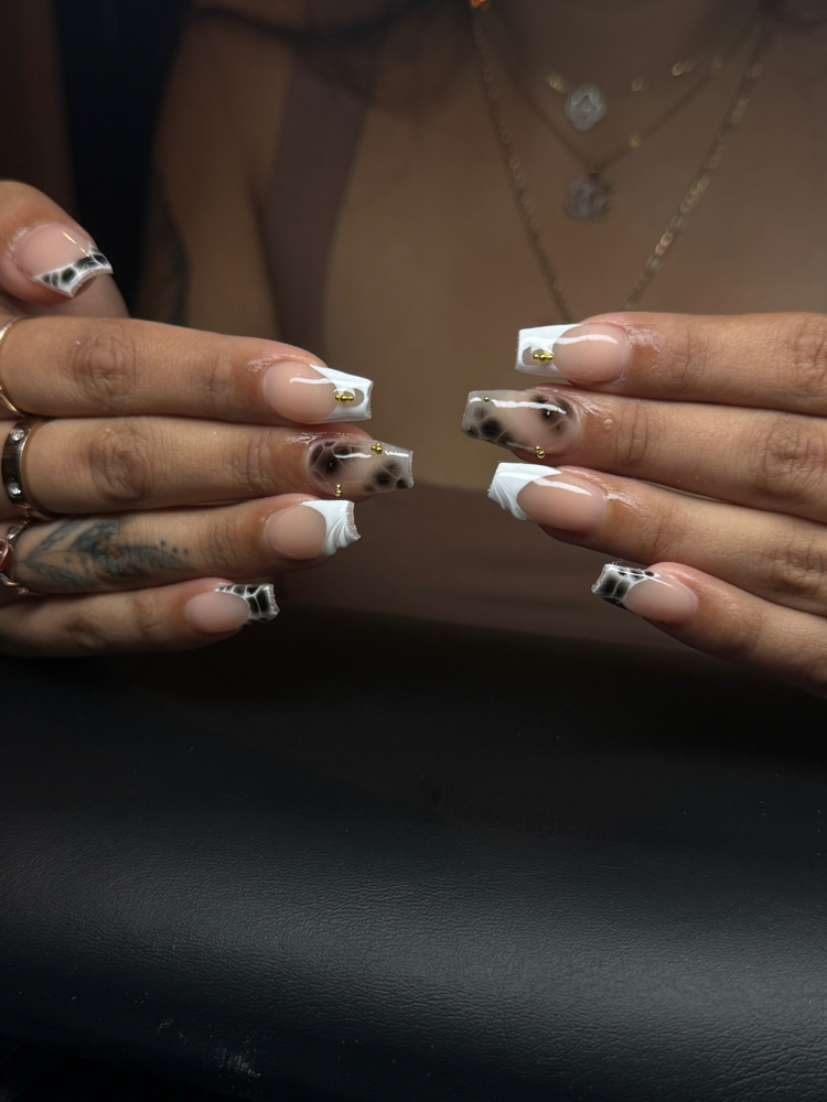 Acrylic Full Set (M) at Dae’s Designs in Cedar Rapids, IA