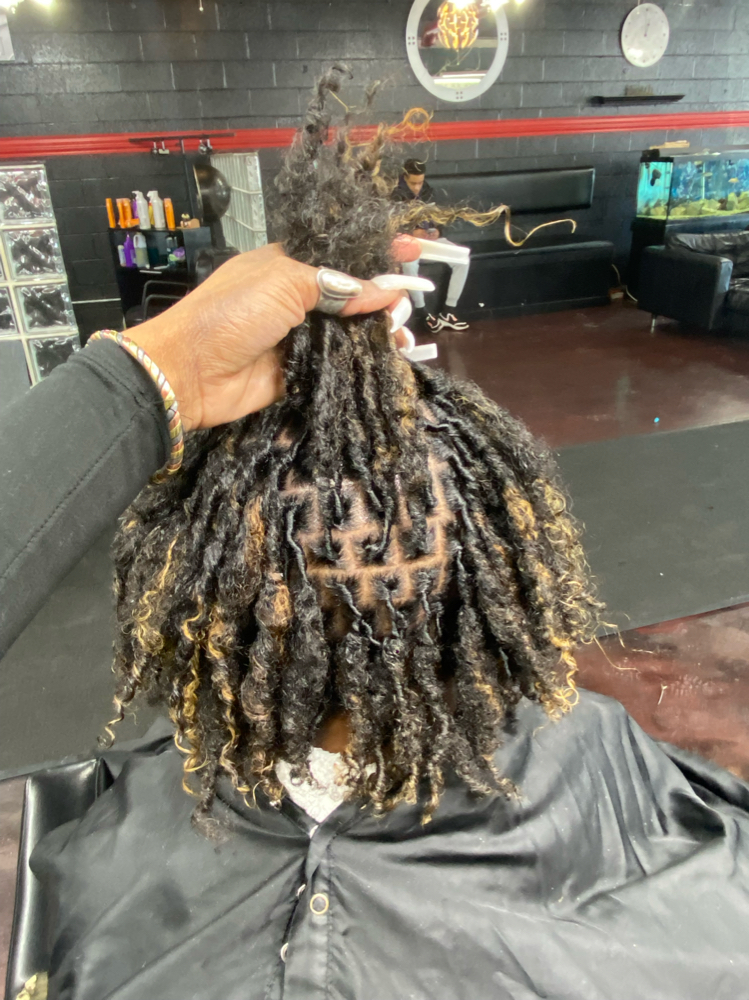 “A Lot” Of Locs Retwist