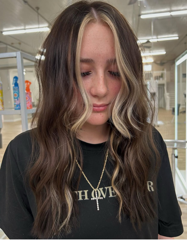 color & partial highlight