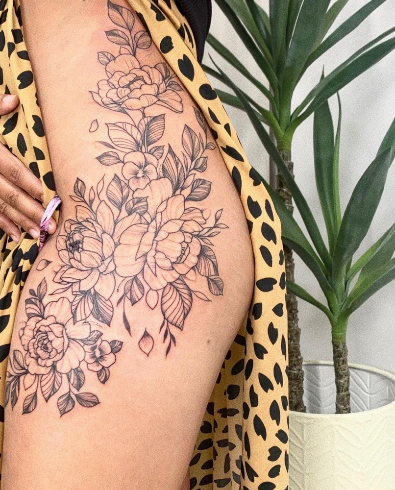 Hip To Thigh Tattoo