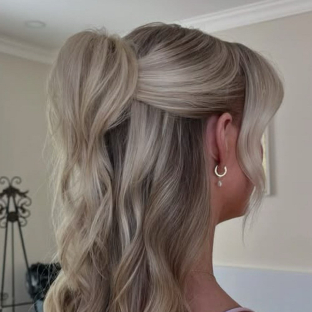 Simple Event Style at Jada Cooley @ The Sage Room in Salem, IN