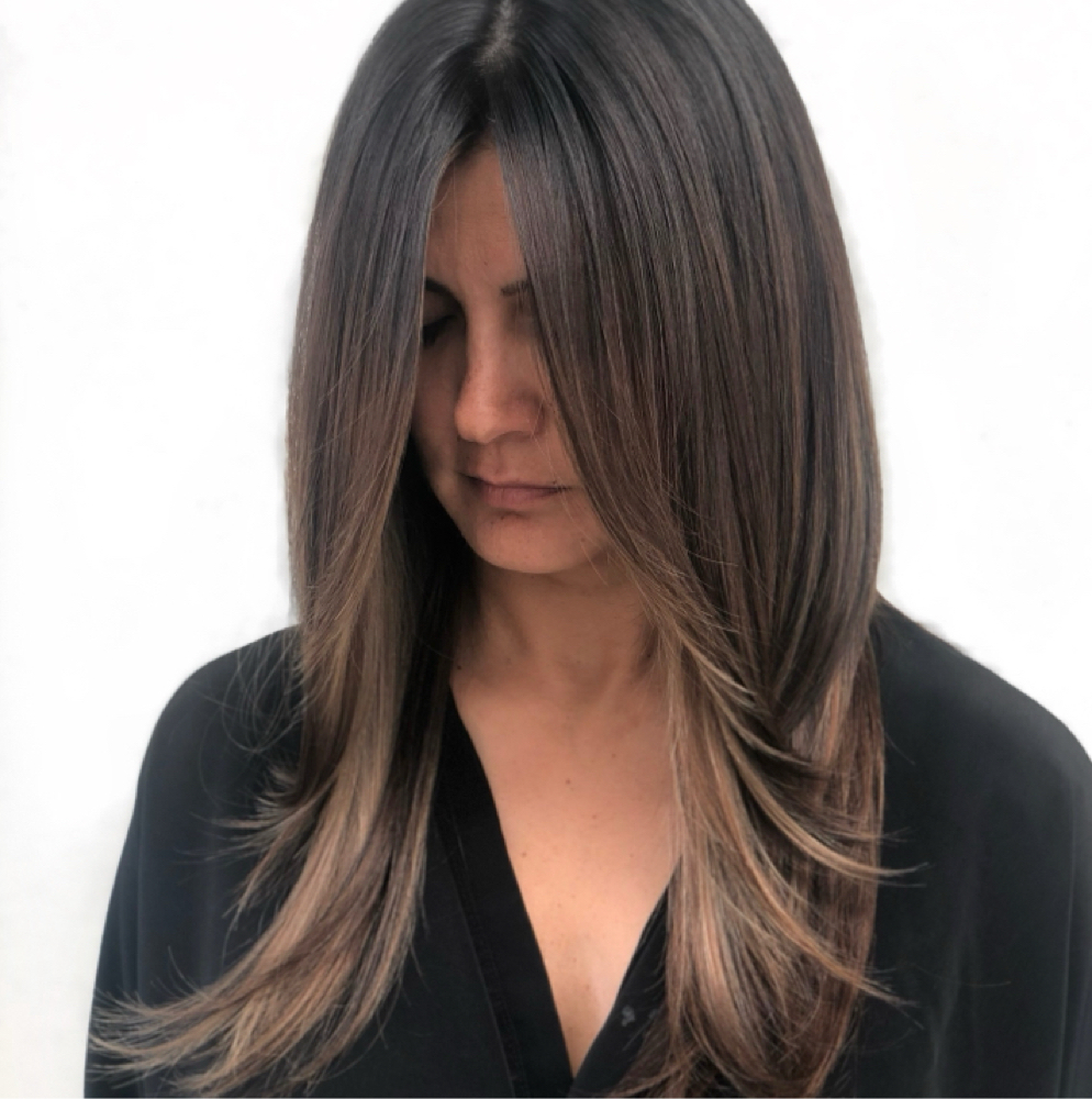 Face Frame Highlight at Chelsea M Hair   Encinitas in Encinitas, CA