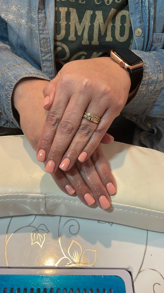 Gel Mani With Dip