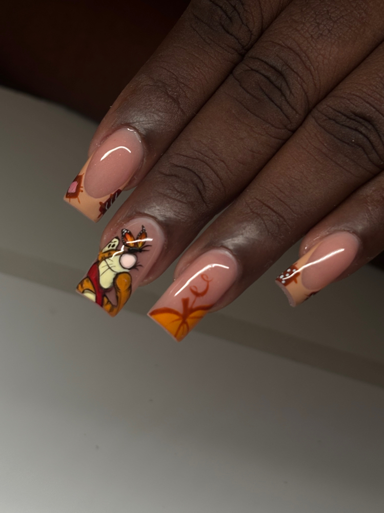 Medium Freestyle Fill at Kitty Klaw’d By Justina in Wilbraham, MA