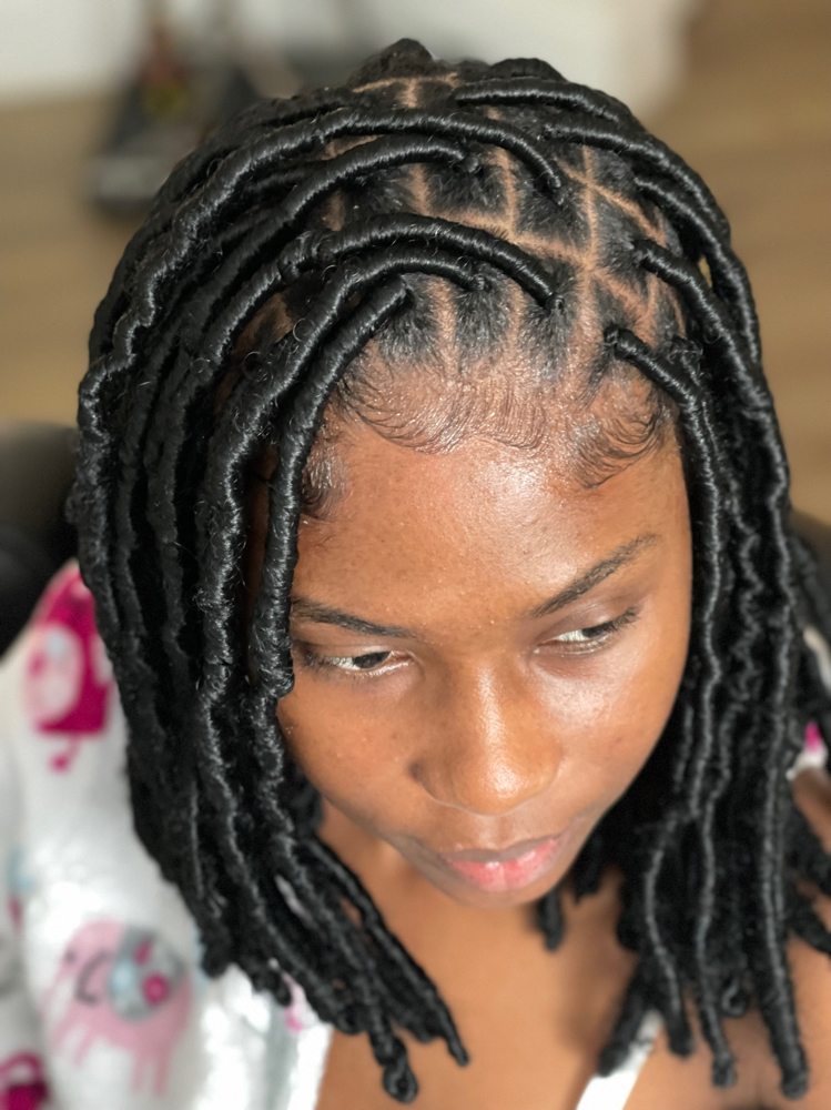 Medium Big Faux Loc at H& R Beauty Spot in Oakland Park, FL