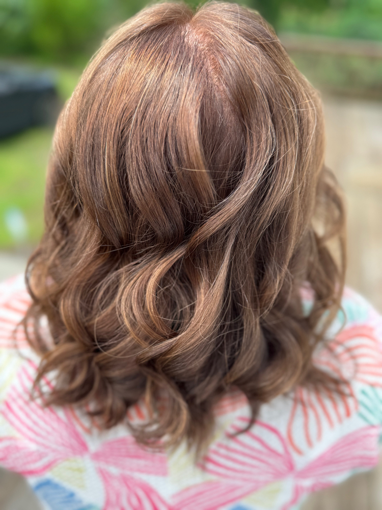 Shampoo & Style