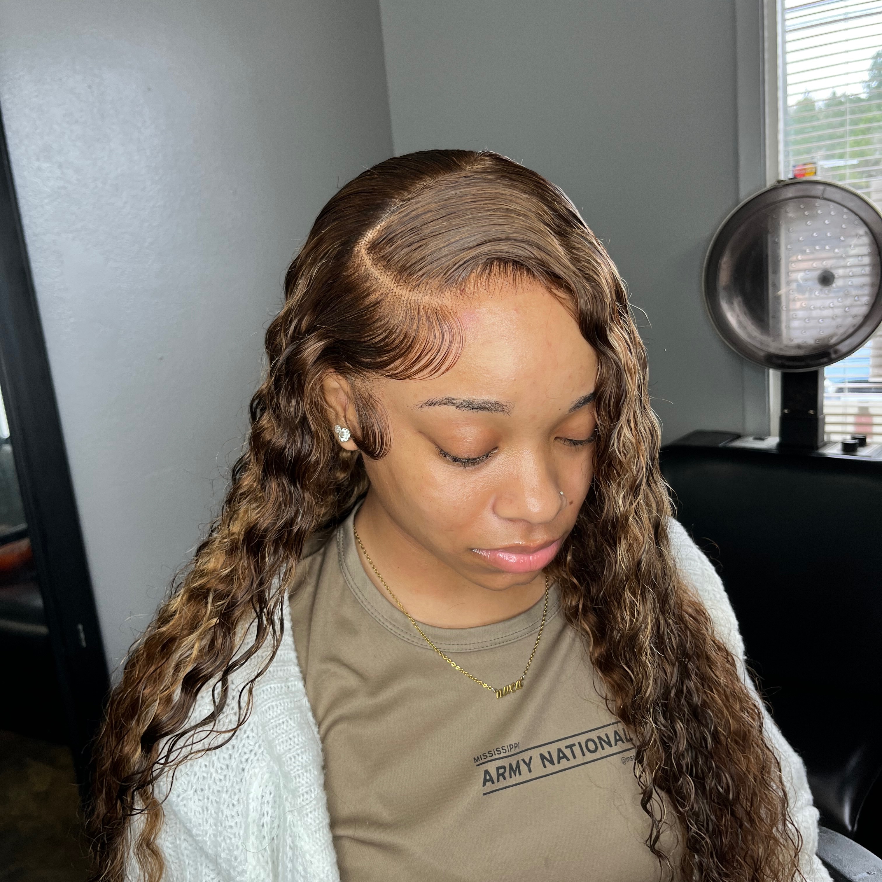 Wig Installation at MeltedbyLeiah in Gulfport, MS