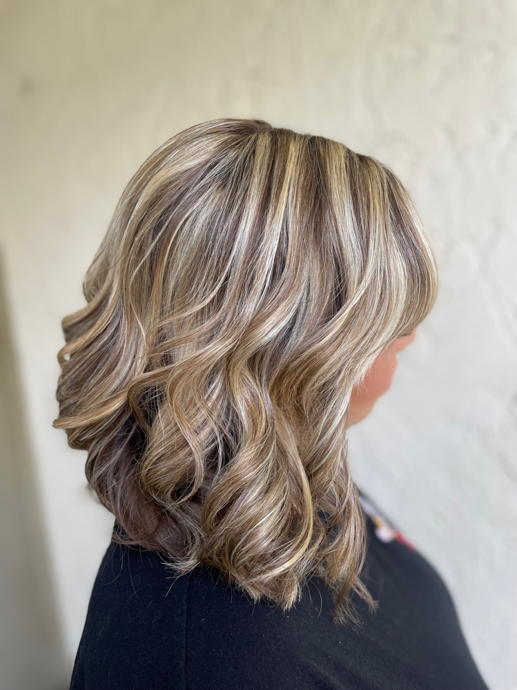 Wash, Blow Dry, Style at Hidden beauty by luz in Tampa, FL