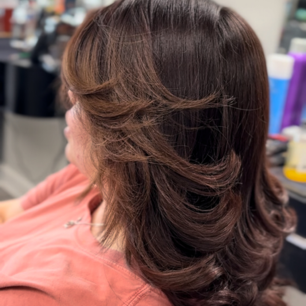 Main Character Blowout at ASHLASHBEAUTYY Studio in Waldorf, MD