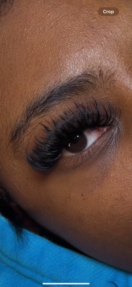 Wispy Volume Eyelash Extensions