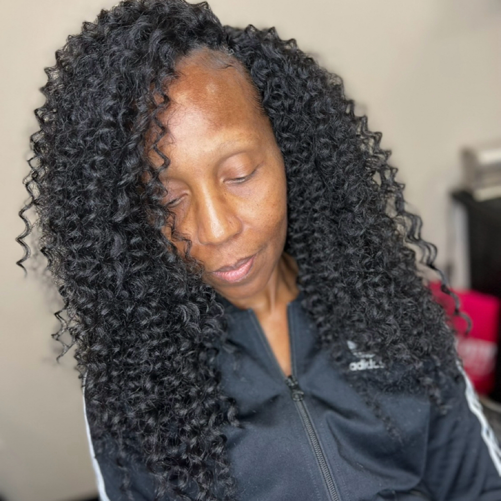 Curly Crochet + Install Deal at Livloveplaits in Pembroke Pines, FL