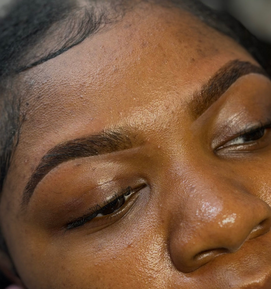 Eyebrow design & tint