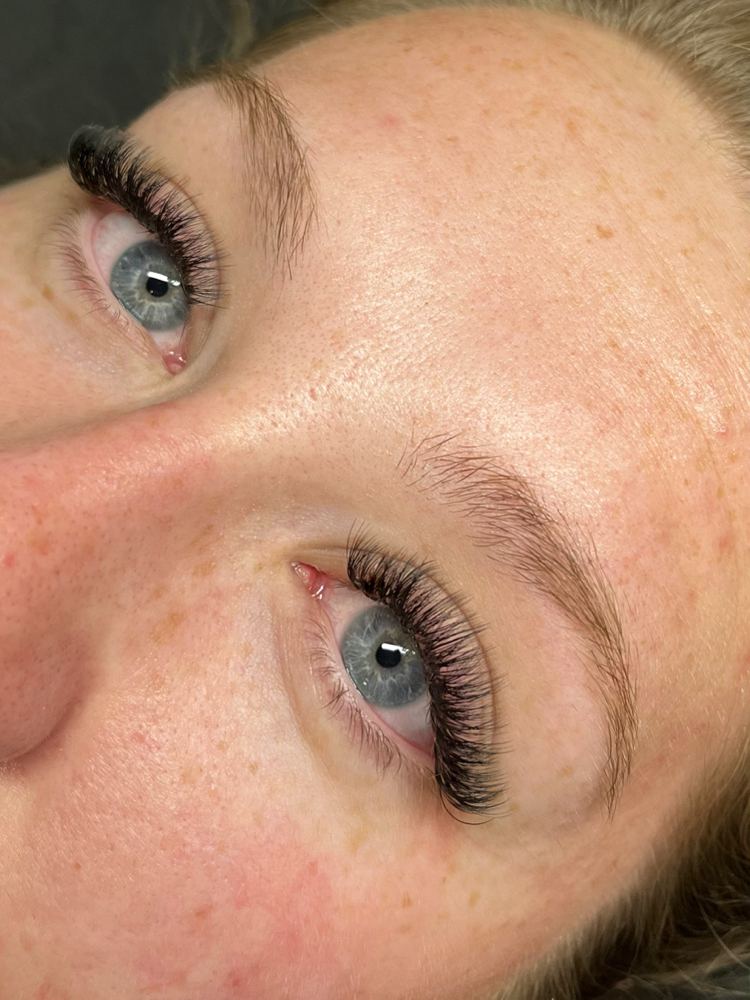 Full Set Of Hybrid Lashes