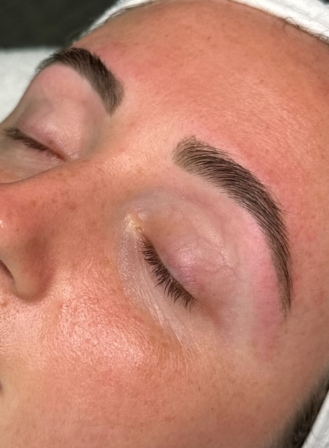 Brow Tint