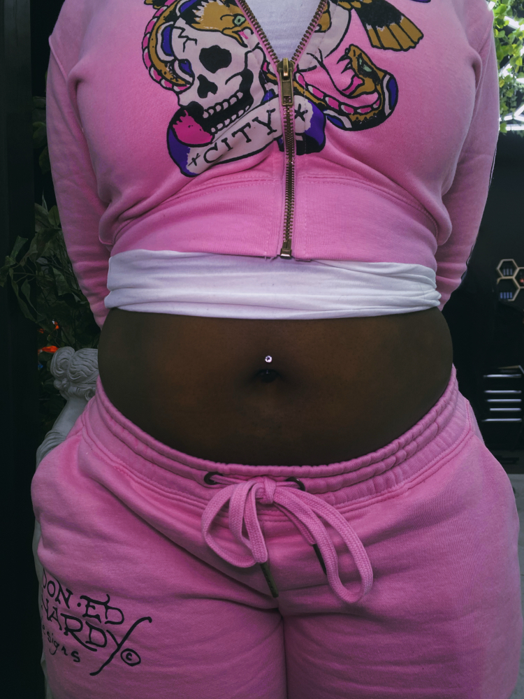 Navel Piercing (consultation required)