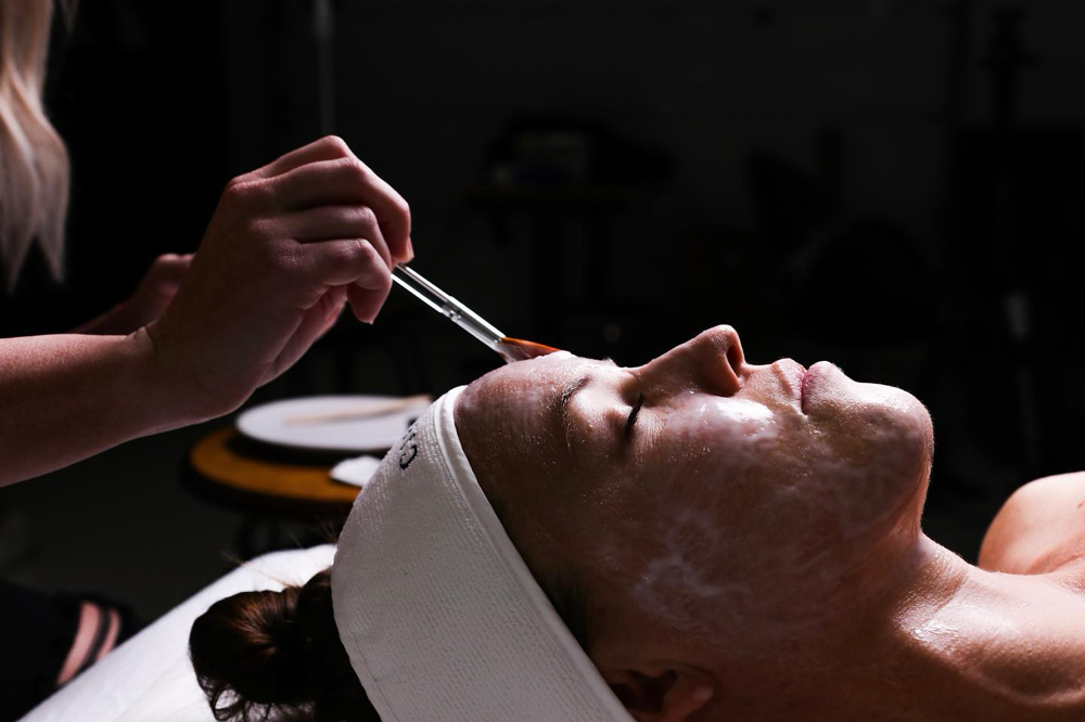 Revitalizing Oxygen Facial