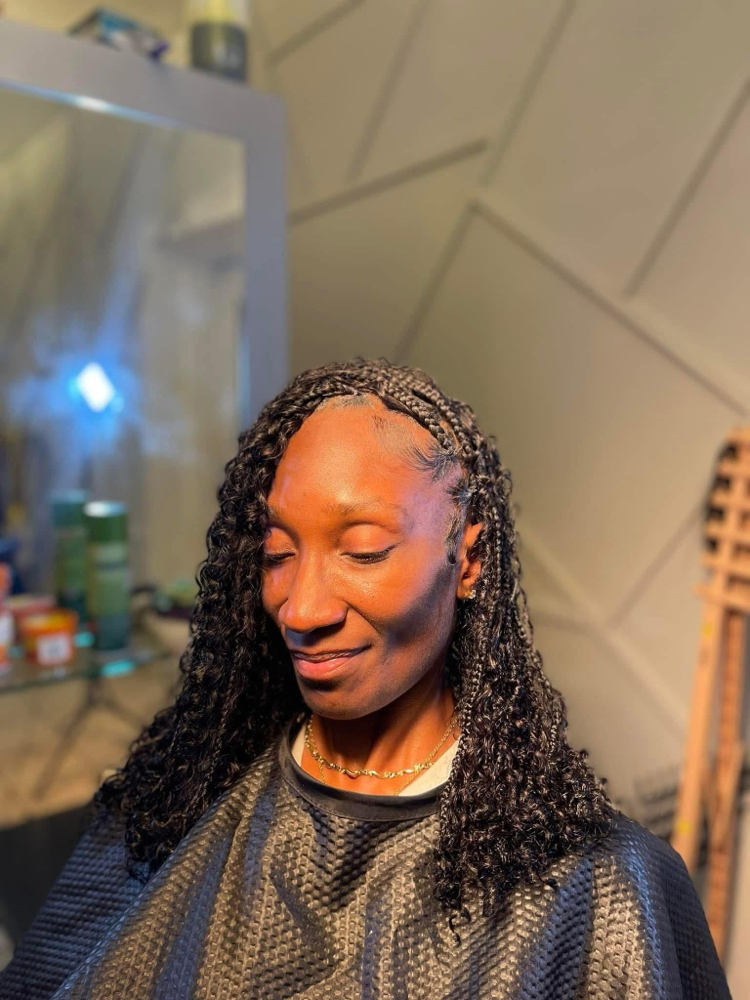 Smed Shoulder/Bob Knot at TheHairAllure in Indianapolis, IN