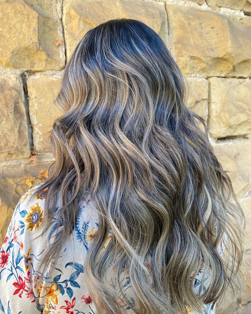 Shampoo And Style
