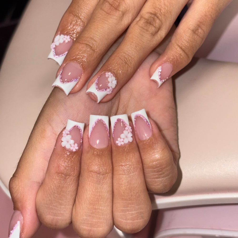 Signature Nail Art at Cardi’sbeautyboutique in Winter Haven, FL