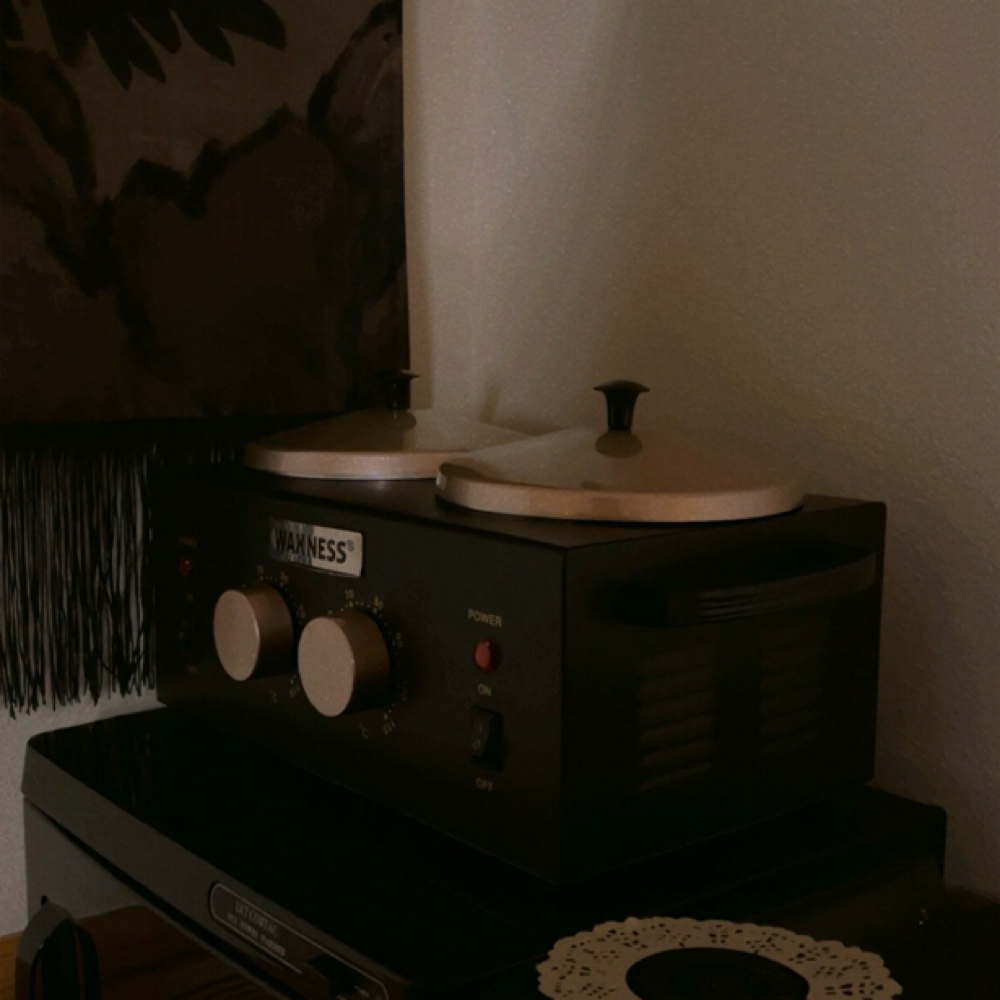 Full Back at Conny V Beauty Cottage in Olympia, WA