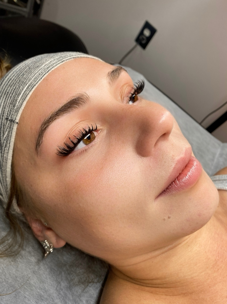 Lash Clusters