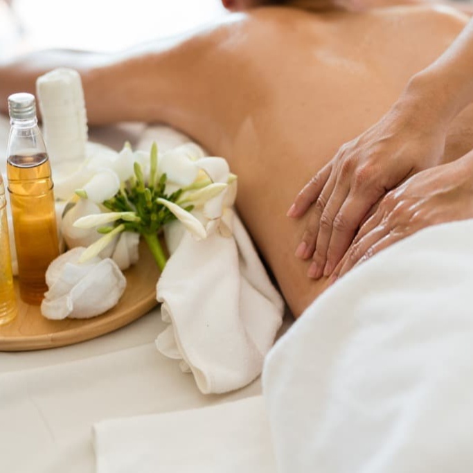 Essential Oil Spinal Treatment at Unity Yoga & Wellness in Akron, OH